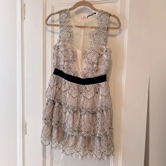 strapless dress lace Kinera Strapless Lace Maxi Dress